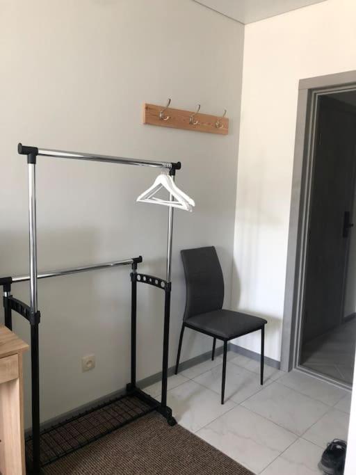 Apartment On Zarwanska Street Kamjanets-Podilsky Buitenkant foto